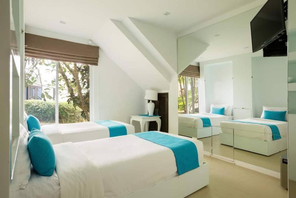 Villa Nirvana - Beachfront Tropical Chic 4Br Haven In Cape Panwa, Phuket Ban Makham Exterior foto